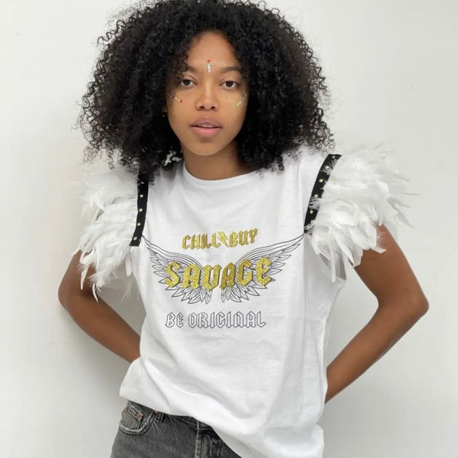 Hovedbilde Savage glittrende t-skjorte med gulltrykk og fjær